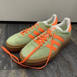 8.5 - Adidas Gazelle Bold - NEW